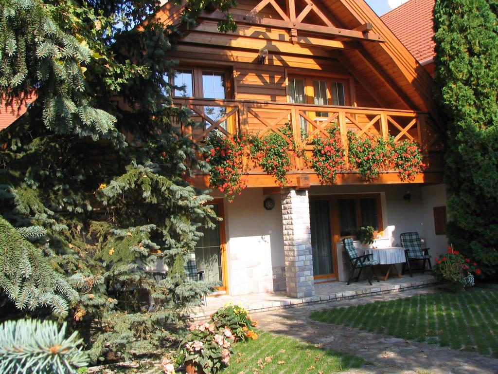 Toelgyes Apartment Hajdúszoboszló Zewnętrze zdjęcie